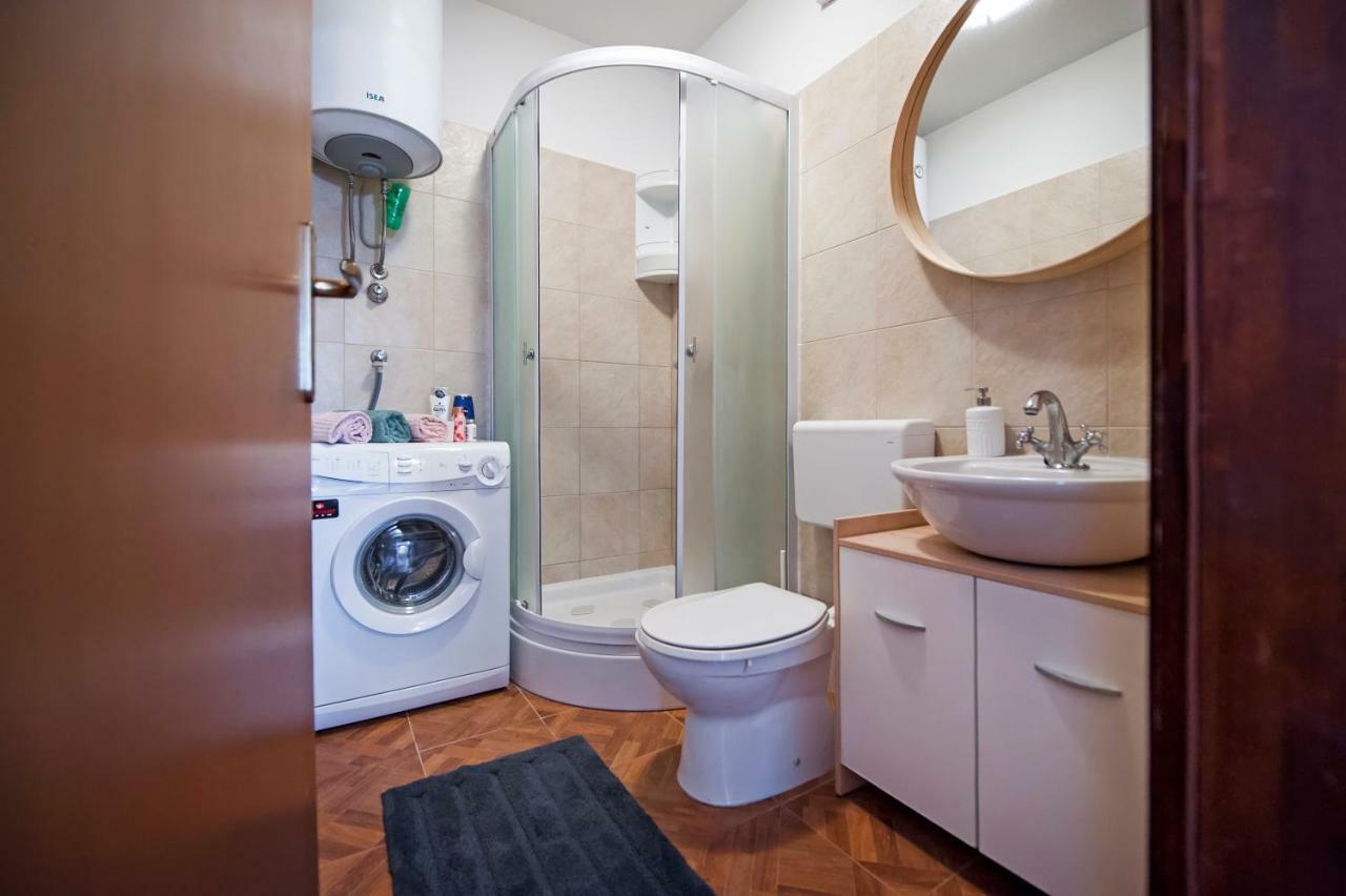 רוביני Apartment Thalassa מראה חיצוני תמונה