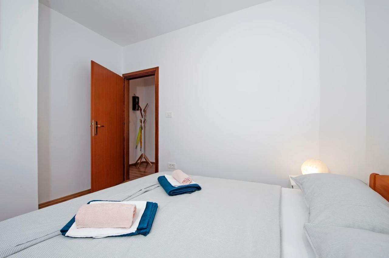 רוביני Apartment Thalassa מראה חיצוני תמונה
