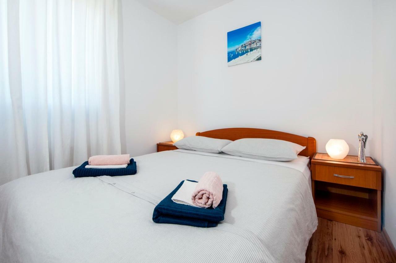 רוביני Apartment Thalassa מראה חיצוני תמונה
