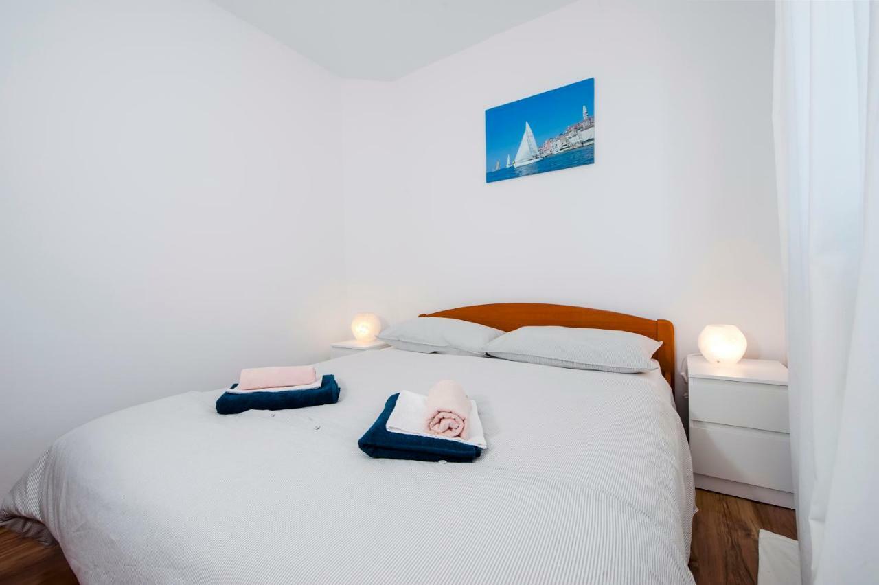 רוביני Apartment Thalassa מראה חיצוני תמונה