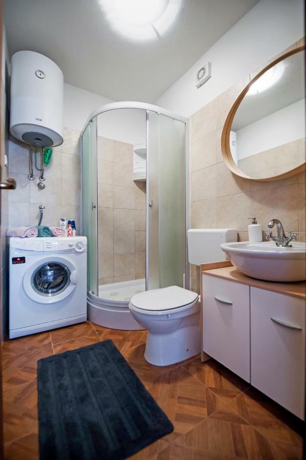 רוביני Apartment Thalassa מראה חיצוני תמונה